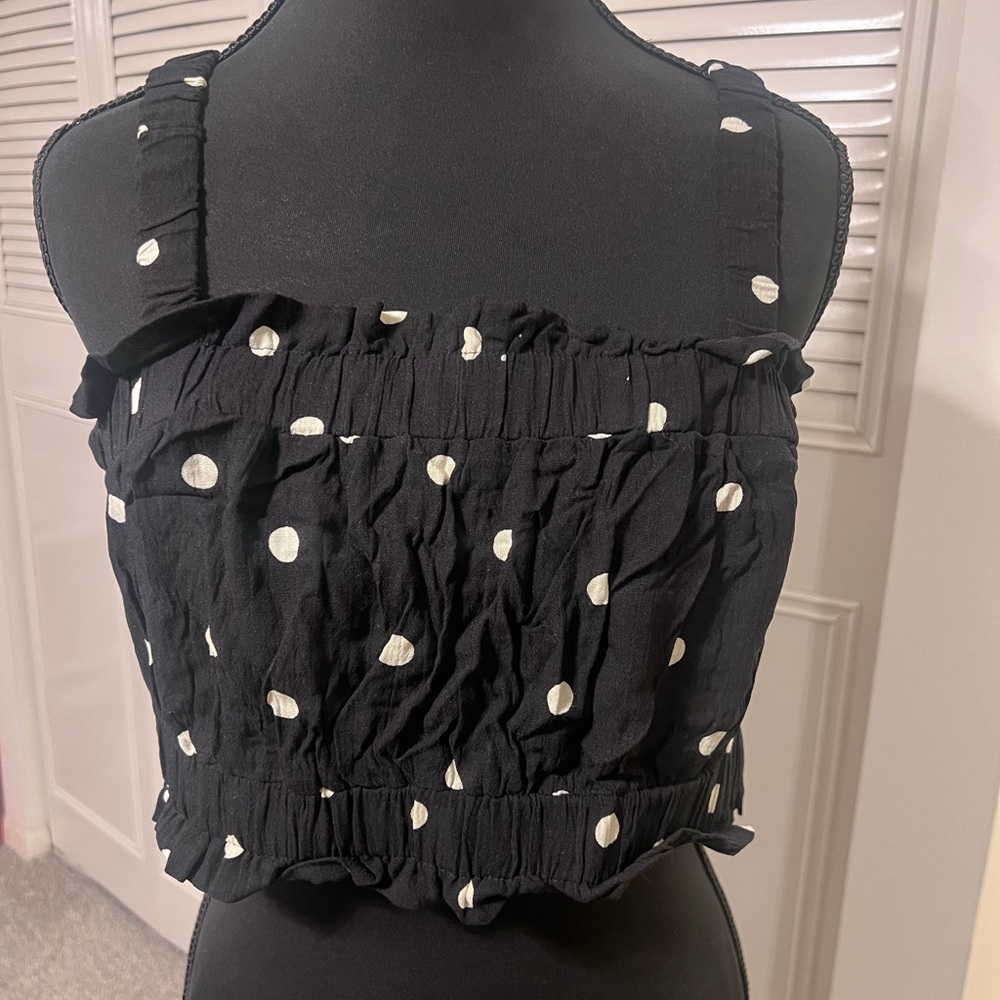 H&M Black Crop Top with White Polka Dots – Stylish & Trendy